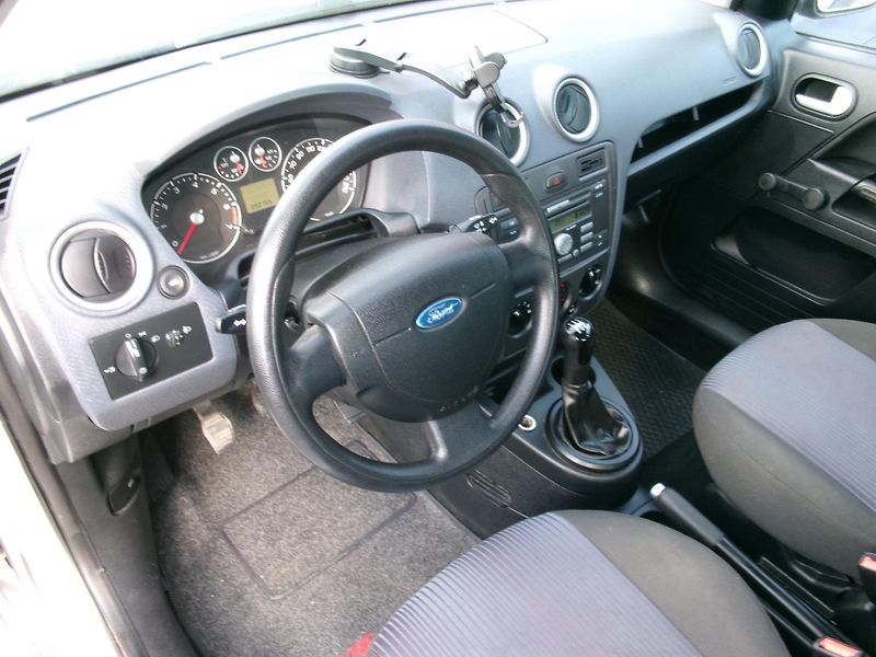 Ford Fusion (2006) 1,25 16V KLIMA TAŽNÉ - fotka 8 z 22