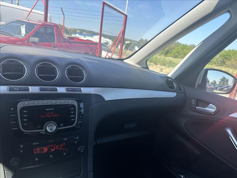 Ford Galaxy 2,0 103kW 7MÍST,TAŽNÉ,NOVÁ STK - fotka 11 z 33