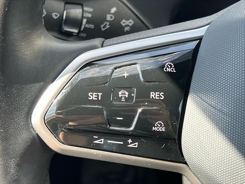 Volkswagen ID.7 1,0 210 kW kap. 77kWh  PRO - fotka 19 z 33