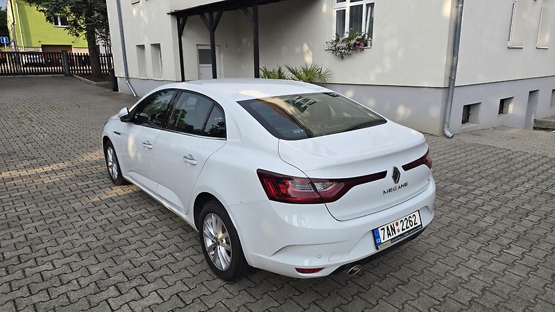 Renault Mégane (2019) top stav - fotka 6 z 18