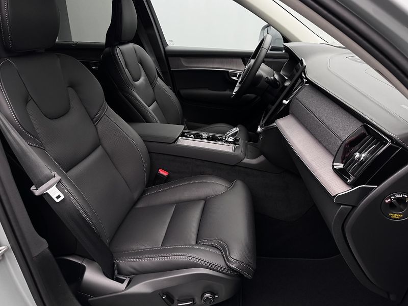 Volvo XC90 (2026) T8 AWD Plug-in BRIGHT PLUS 7m - fotka 24 z 25