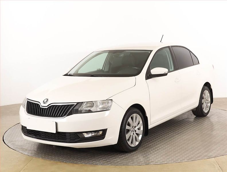 Škoda Rapid (2018) 1.4 TDI, Serv.kniha, Tempomat - fotka 2 z 17