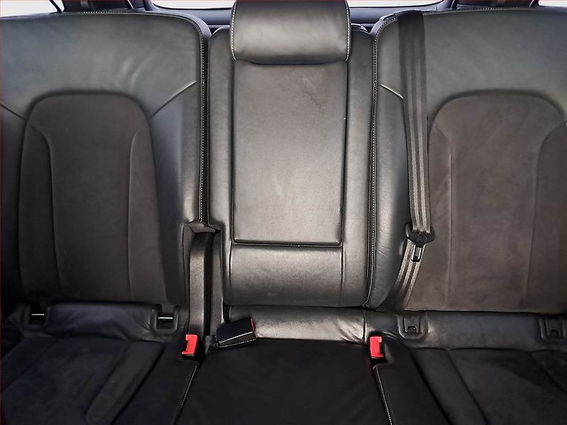 Audi Q7 (2014) 3.0 TDI, 4X4, Automat, Navi - fotka 10 z 17