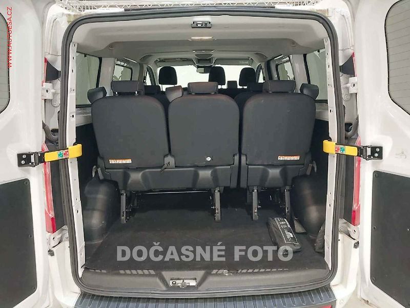 Ford Transit Custom (2021) 2.0TDCi 9míst, Trend, navi - fotka 13 z 13