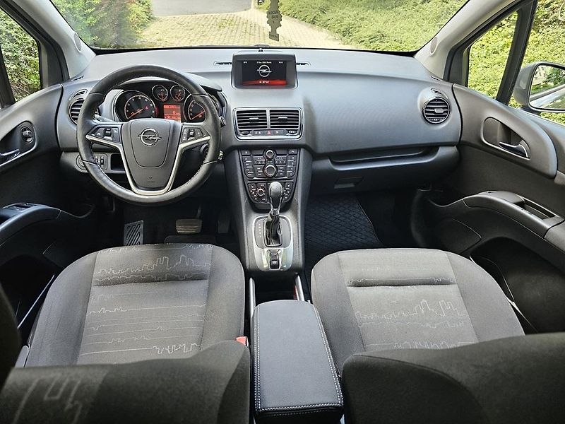 Opel Meriva (2016) - fotka 8 z 12