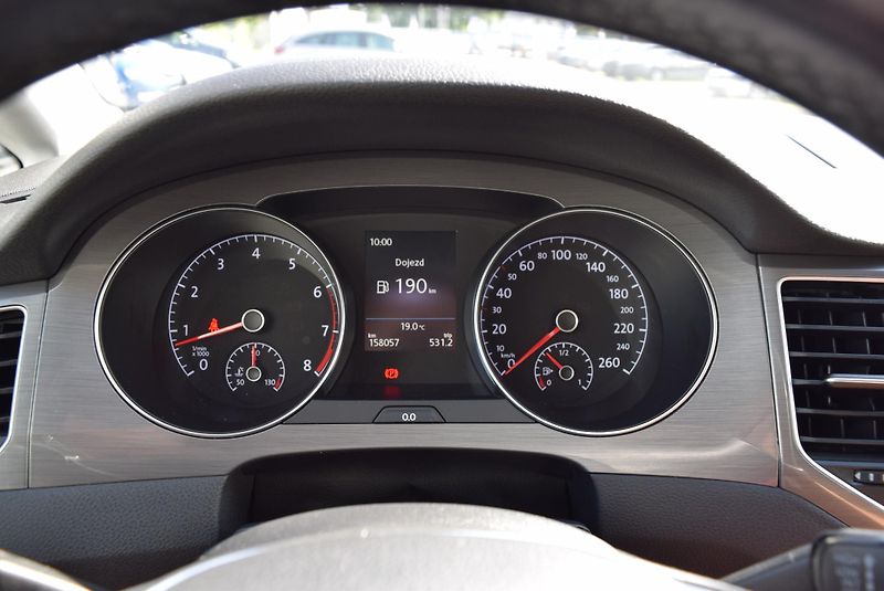 Volkswagen Golf Sportsvan (2016) 1.2TSI 81kw CLBMT ALLSTAR OPS - fotka 29 z 50