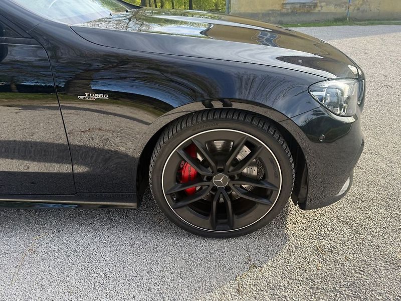 Mercedes-Benz Třídy E (2022) - fotka 88 z 91