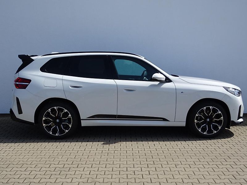 BMW X3 20d xDrive - fotka 5 z 7