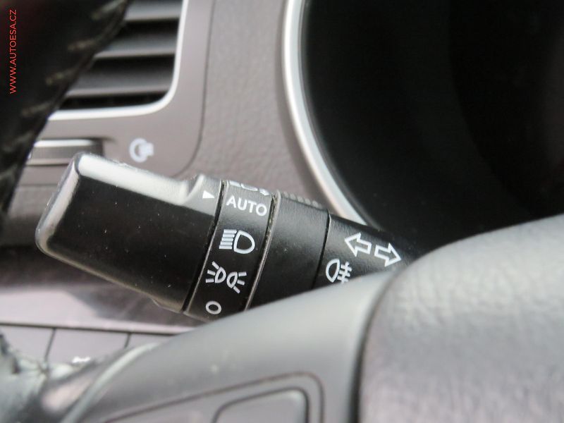Kia Sorento (2015) 2.2CRDi, 2.maj,ČR, AT - fotka 14 z 29
