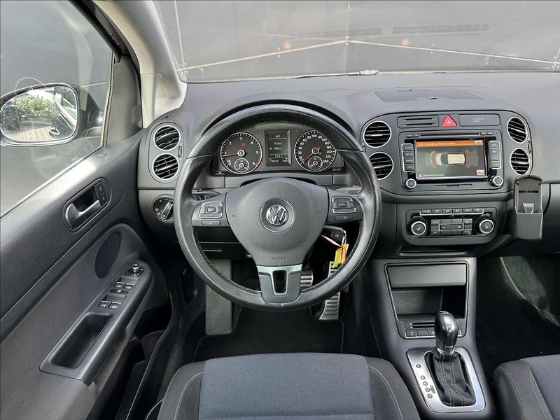 Volkswagen Golf Plus 2,0 TDI 100kW Style DSG - fotka 16 z 36