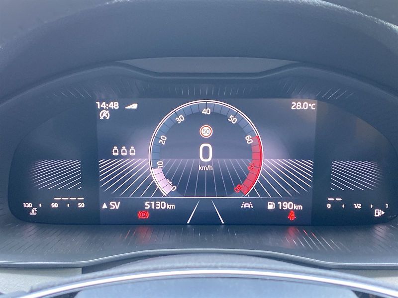 Škoda Scala (2025) 1.5 TSI Top Selection - fotka 7 z 33