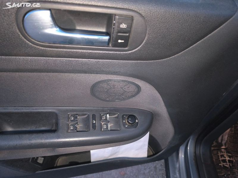 Volkswagen Golf Plus TDI BEZ DPF,120KM,PĚKNÝ,VÝBAVA - fotka 21 z 29