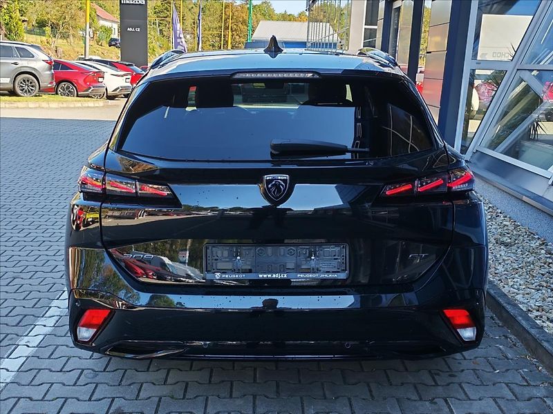 Peugeot 308 (2026) SW GT BlueHDi 130 EAT8 - fotka 8 z 18