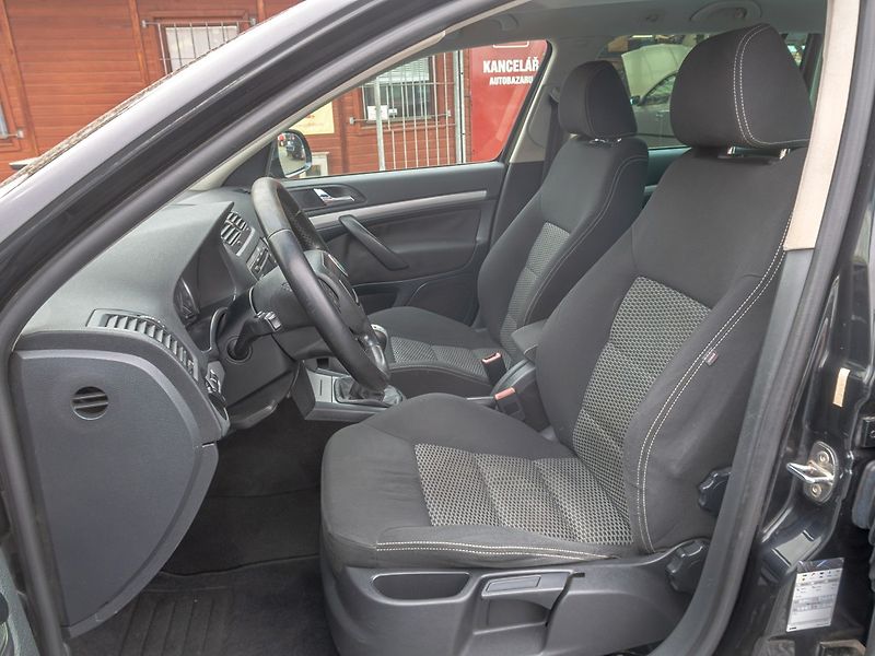 Škoda Octavia (2009) 1.8TSI 118KW 4x4 – 2x KOLA - fotka 13 z 45