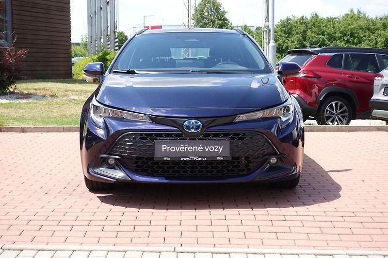 Toyota Corolla 2,0 HEV Comfort Tech TS - fotka 2 z 31
