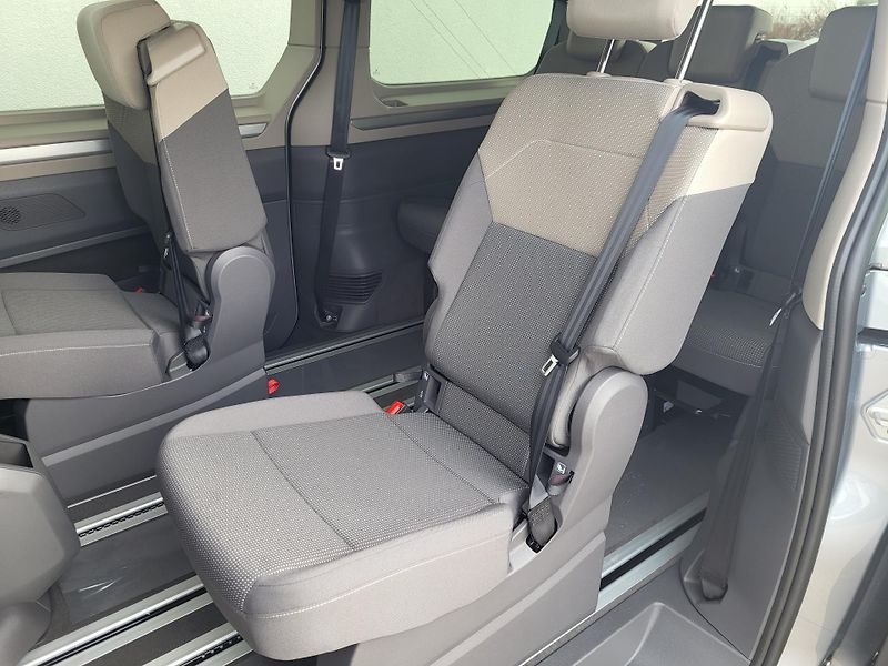 Volkswagen Multivan (2026) Long Life 2,0 TDI 110kW - fotka 9 z 24