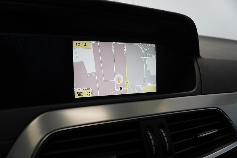 Mercedes-Benz Třídy C 250 2.2CDi 125 kW AUTOMAT - fotka 25 z 33