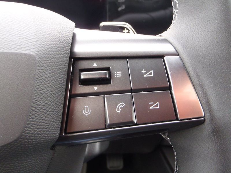 Opel Astra ST Edition Hybrid 1.2 Turbo - fotka 15 z 33
