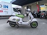 Vespa (2026) GTS 310 Ottantesimo - náhled 8