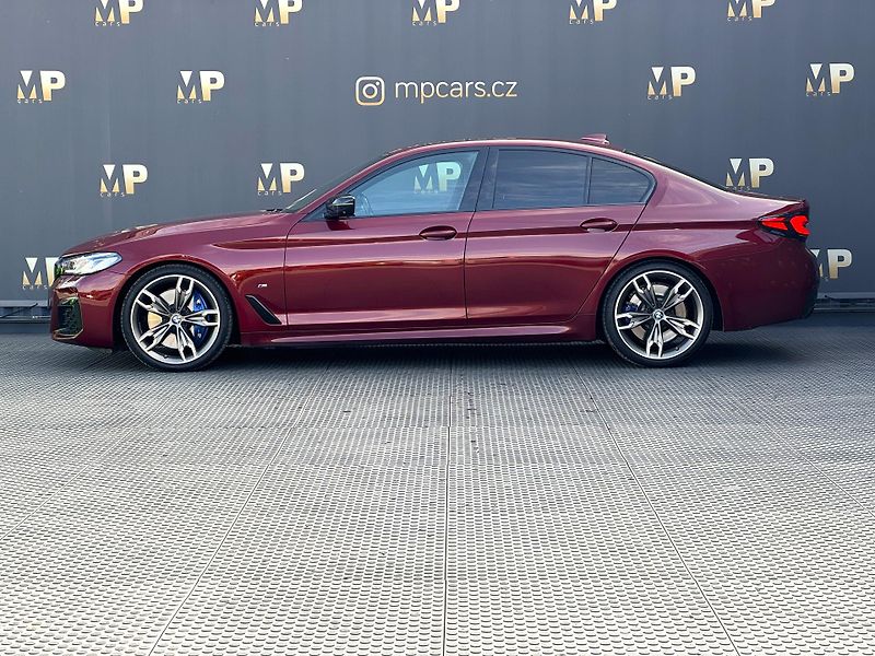 BMW Řada 5 (2021) M550i xDrive Laser, DPH, 1.Maj - fotka 5 z 59