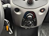 Peugeot 108 1,0 VTI 53KW - náhled 20