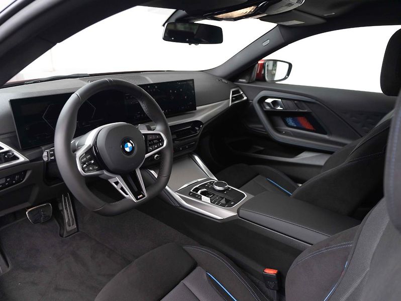 BMW Řada 2 218i Coupé - fotka 5 z 6