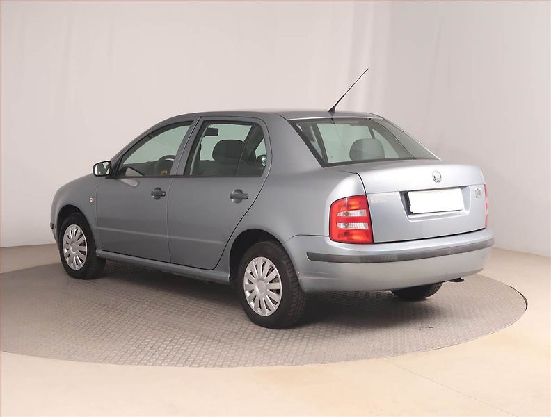 Škoda Fabia (2003) 1.2 12V, nová STK, udržované - fotka 4 z 14