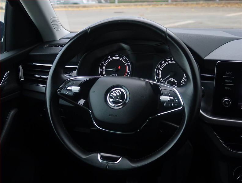 Škoda Scala (2021) Ambition 1.0 TSI, ČR,1.maj - fotka 20 z 20