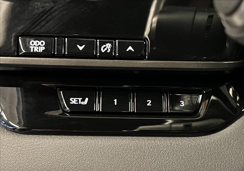 Lexus RX 500h 500H 2,4 HEV F SPORT PLUS - fotka 19 z 21