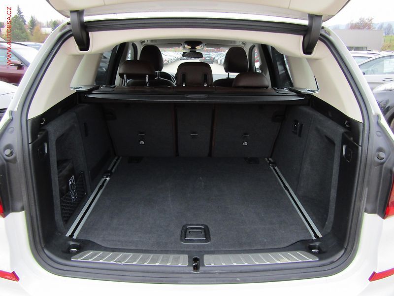 BMW X3 (2021) 2.0d xDrive20d, ČR, AT, navi - fotka 7 z 21