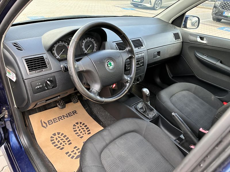 Škoda Fabia Kombi 1.9TDi 74kW ELEGANCE     - fotka 9 z 22