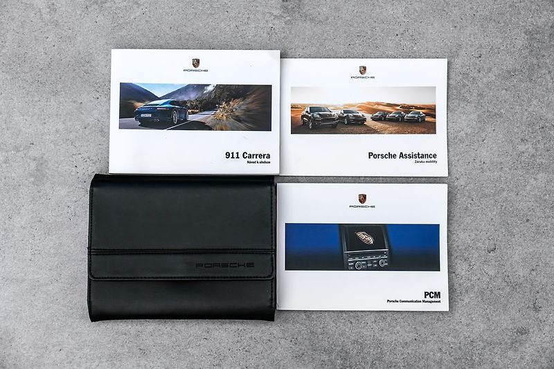Porsche 911 Carrera 4s PASM Bi-Xenon - fotka 19 z 19