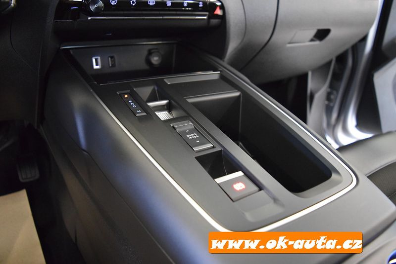 Citroën C5 Aircross 1.5 BHDI FEEL BVA8 96 kW - fotka 39 z 65