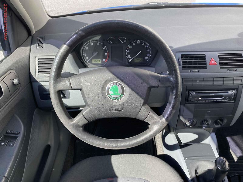 Škoda Fabia (2004) 1.2 i, 2.maj,ČR, servis.kniha - fotka 11 z 16