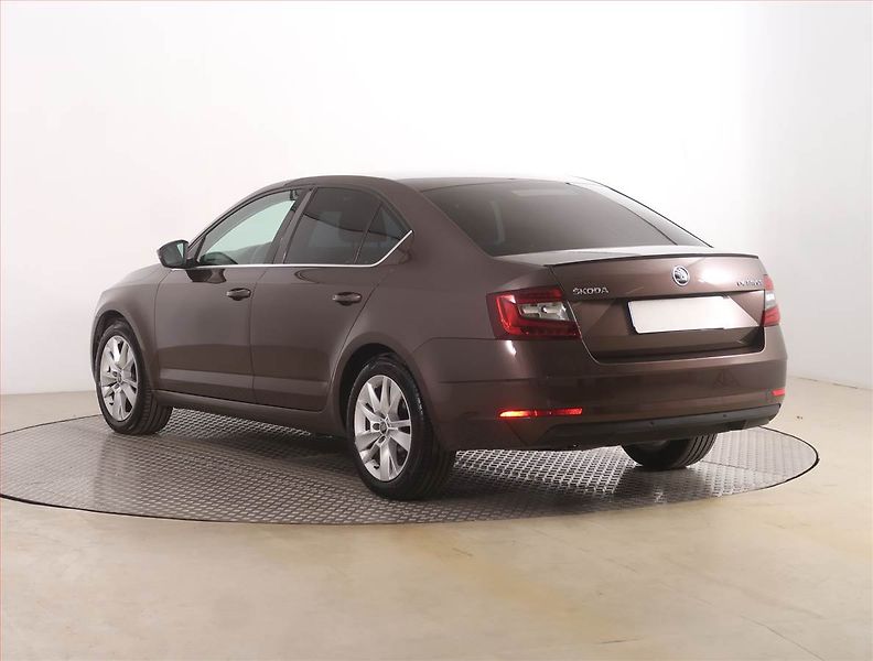 Škoda Octavia (2017) 1.6 TDI, Serv.kniha, Tempomat - fotka 4 z 18