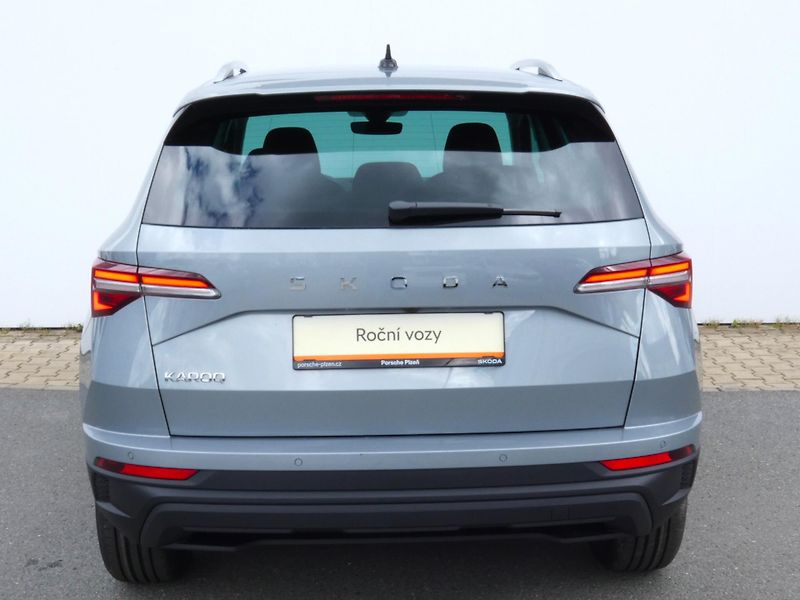 Škoda Karoq (2026) Top Selection 1.5 TSI 110 kW D - fotka 11 z 30