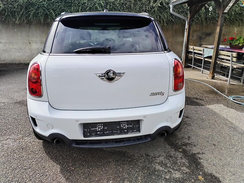 Mini Countryman (2010) MINI Countryman Cooper S ALL4 - fotka 6 z 27