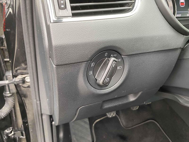 Škoda Octavia (2020) 1.6 TDi, Style, LED, navi - fotka 15 z 18