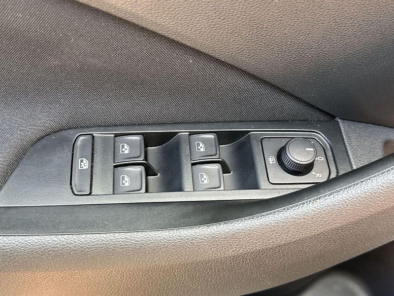 Škoda Scala (2025) 1.0 TSI Selection - fotka 11 z 31