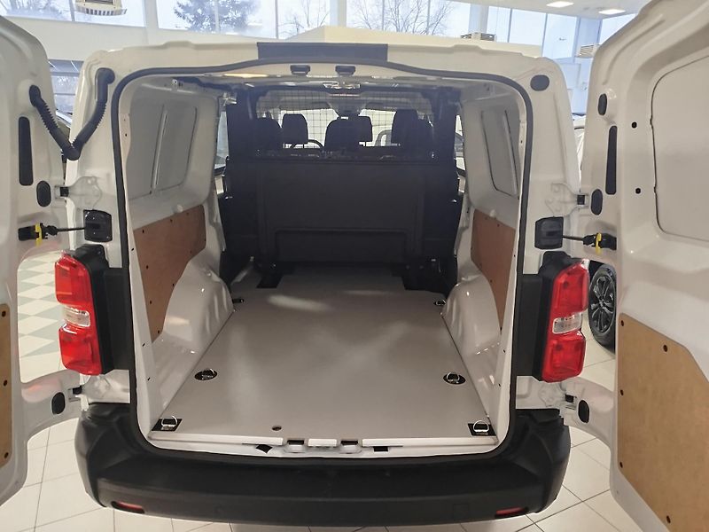 Fiat Scudo (2026) kombi Flexi 2,2 Mtj L3 150k - fotka 4 z 8