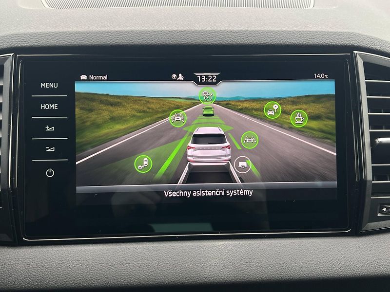 Škoda Karoq (2026) Sportline 7DSG 1,5TSI - fotka 12 z 24