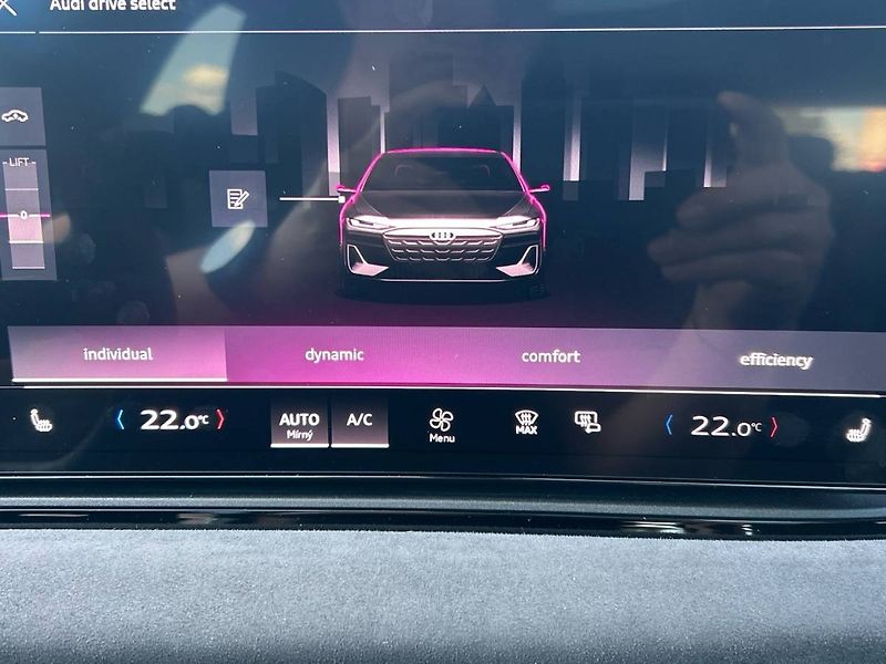 Audi A6 (2025) AVANT E-TRON QUATTRO - fotka 16 z 35