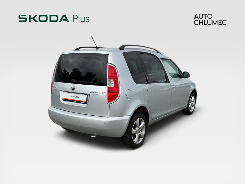 Škoda Roomster (2015) 1.2 TSI Style - fotka 2 z 23