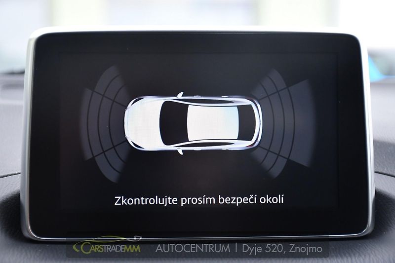 Mazda 3 2,0 SkyActiv 2xkola - fotka 38 z 49