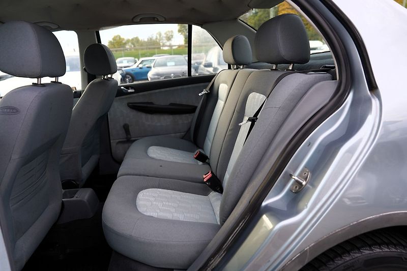 Škoda Fabia 1.9 TDI,100 PS/klima/alarm - fotka 27 z 34
