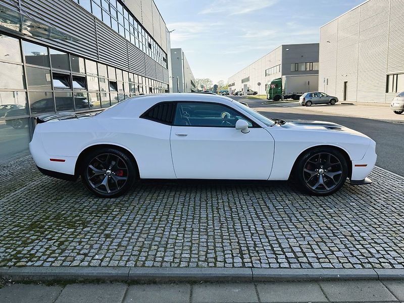 Dodge Challenger (2018) - fotka 5 z 45