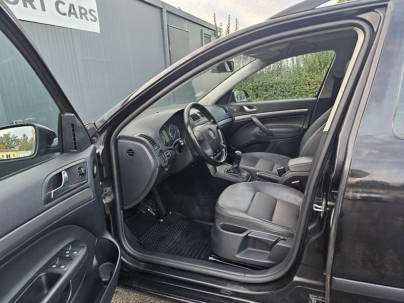 Škoda Octavia 1.9 TDI 77kW,KŮŽE,VÝHŘEVY - fotka 11 z 43