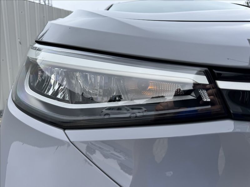 Volkswagen ID.4 0,0 PURE DPH 1.maj. původ ČR - fotka 8 z 50