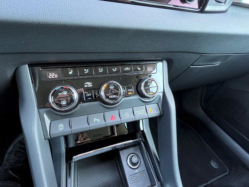 Škoda Karoq (2024) Drive 1.5TSi 110kW 7°automatic - fotka 23 z 30