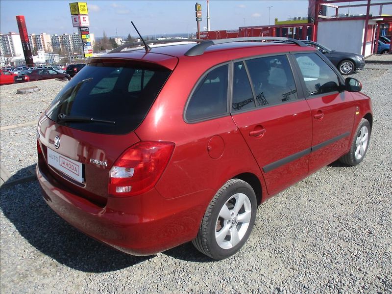 Škoda Fabia 1,2 TSi, digiklima, serviska, - fotka 5 z 29